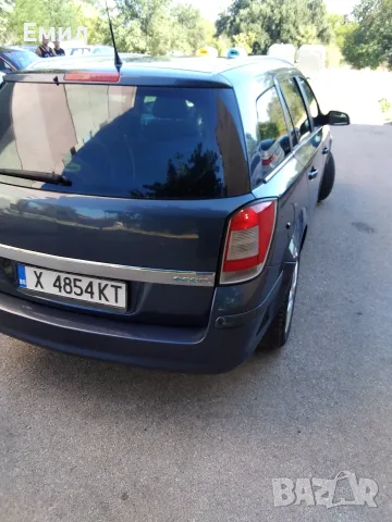 Опел Астра Н 2009 година , снимка 5 - Автомобили и джипове - 55960040
