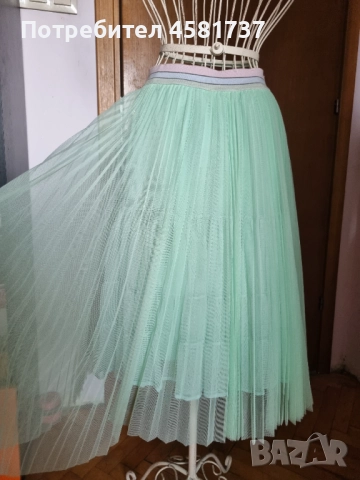 Пола Marc Cain, размер 1 (S), снимка 3 - Поли - 51742341