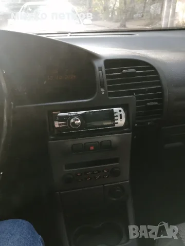 Opel Zafira 2.0 DTI 2005г, снимка 10 - Автомобили и джипове - 56513762
