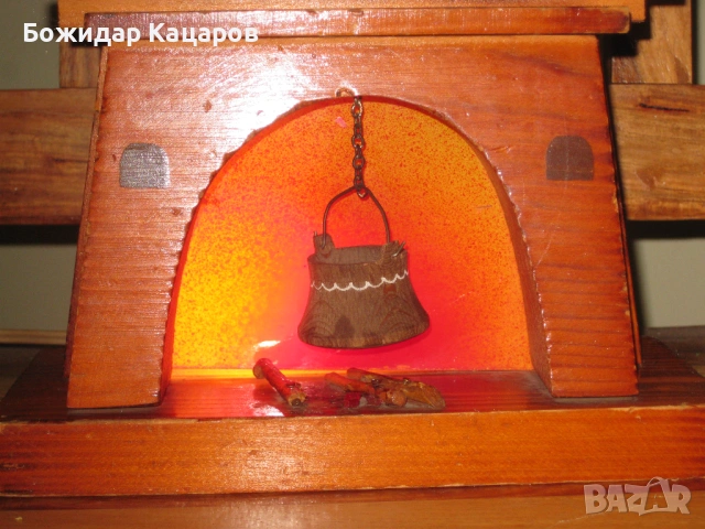 Стара, работеща декортивна лампа. Цена 17 евро. Пращам по куриер. За София, може и лично да минете., снимка 6 - Антикварни и старинни предмети - 54171336