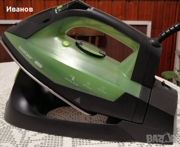 Парна ютия с функция "Парен удар" 