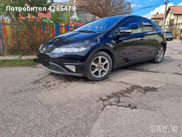 Honda Civic 1.8 i-VTEC 140 PS, снимка 2 - Автомобили и джипове - 54083061