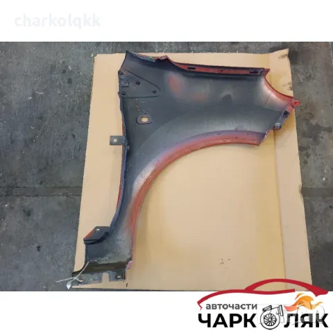 Калник ляв Рено Туинго, снимка 3 - Части - 47876063