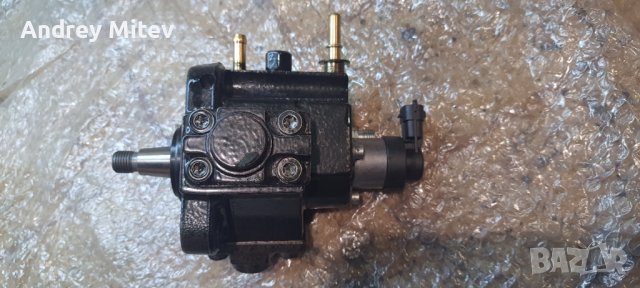 Помпа високо налягане BOSCH 0 986 437 035, снимка 2 - Части - 38456786