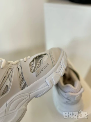 Balenciaga дамски маратонки в бяло и черно