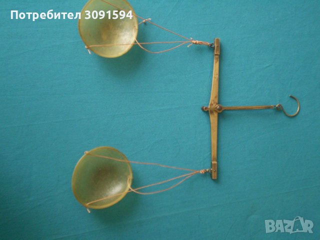 Стара  Аптекарска Везна  с оригинални гнезда, снимка 8 - Антикварни и старинни предмети - 37919768