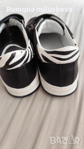 Обувки за момиче 35 номер, снимка 4 - Детски обувки - 54235294