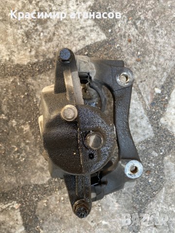 Спирачен апарат преден десен за Тойота корола версо.2004-2008г, снимка 3 - Части - 39969332