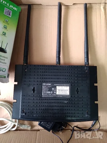 Рутер TP-LINK TL-WDR4300, снимка 4 - Рутери - 55829750
