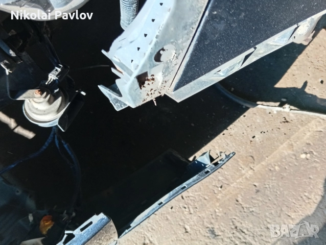 Предна броня с решетка халогени за Фолксваген Пасат 6 , снимка 14 - Части - 52809546