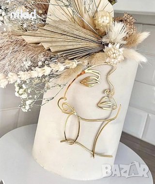 5 а вид Абстрактно лице дама с обеца контур златист топер украса декор торта