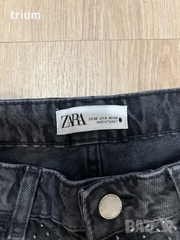 Черни дънки Zara с камъчета, размер 38, снимка 2 - Дънки - 56482622