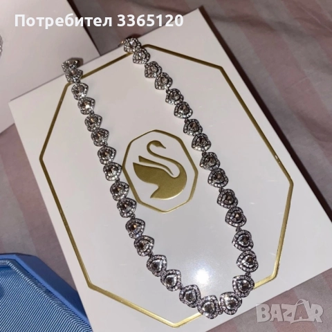 Ariana Grande x Swarovski Crystal Heart set, снимка 6 - Бижутерийни комплекти - 52968683