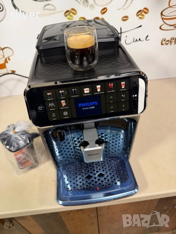 Кафемашина кафе автомат Philips EP5500 с гаранция, снимка 9 - Кафемашини - 52634419