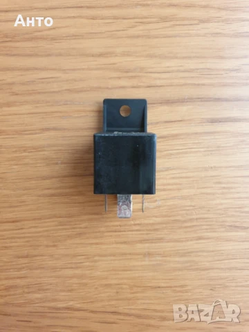 Продавам автомобилни релета 12V, 50A, 896H-1CH-S1-T 001, , снимка 2 - Друга електроника - 51206187