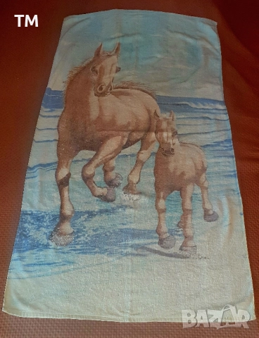 Голям лот от бански, плажна рокля и две хавлии и , снимка 3 - Рокли - 52000001