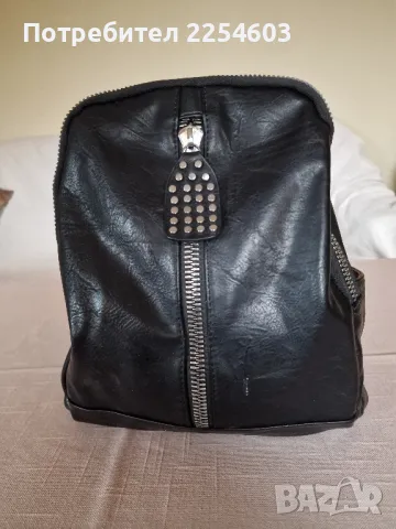 Дамска раница, снимка 2 - Раници - 48006694