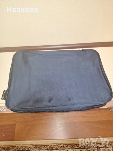 Продавам калъф за лаптоп 