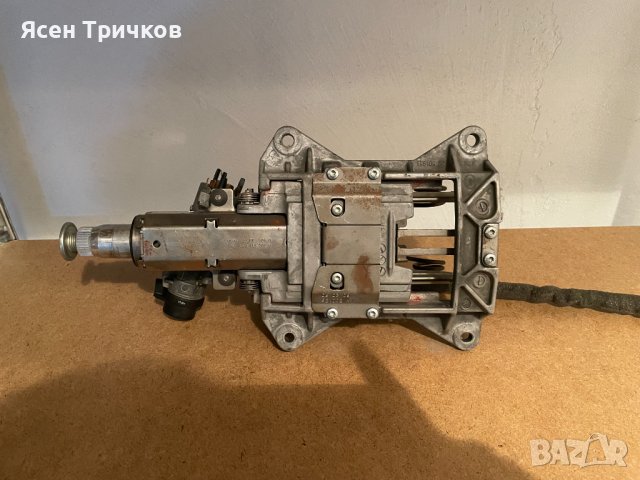 Кормилна колона и патрон Audi A4 B6/B7, снимка 3 - Части - 40771571