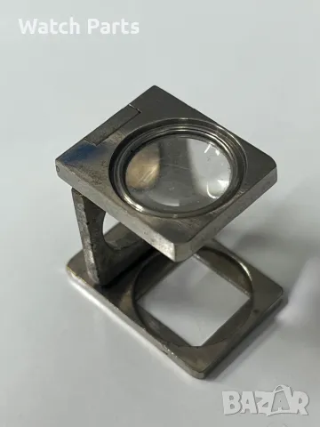 Два броя лупи 