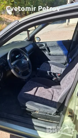 Opel Vectra 1.6 75кс, снимка 11 - Автомобили и джипове - 56336743
