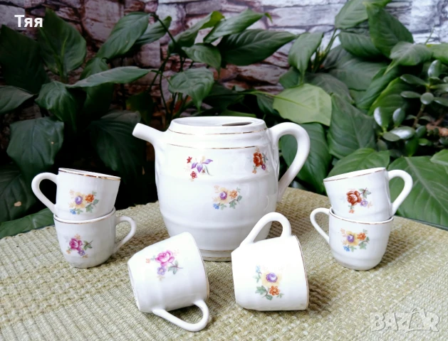 Бърдуче с чашки БГ порцелан, снимка 5 - Сервизи - 50745784