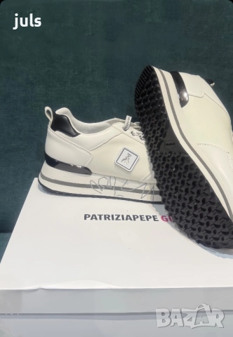 Patrizia Pepe - 41 номер дамски маратонки , снимка 13 - Маратонки - 49336886