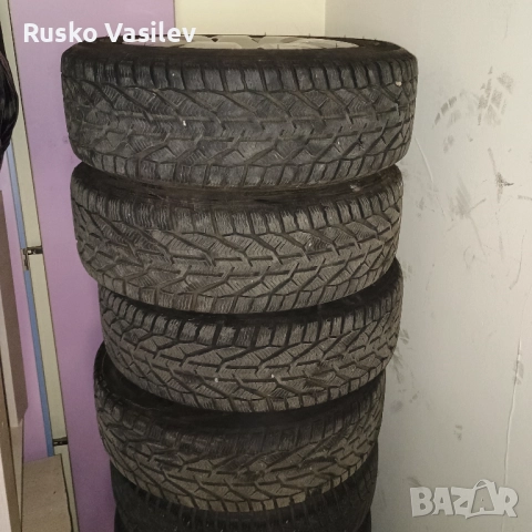 Зимни гуми и джанти 205/60/16, снимка 6 - Гуми и джанти - 52451421