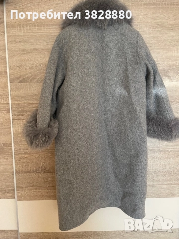 Палто от алпака с яка и ръкави от естествена лисица, снимка 4 - Палта, манта - 52837335
