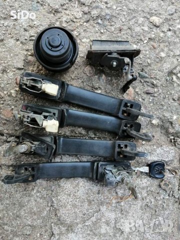 Оригинални дръжки, капачка и ключалка за багажника с ориг.ключ за тях за Голф 3!, снимка 7 - Части - 37043402