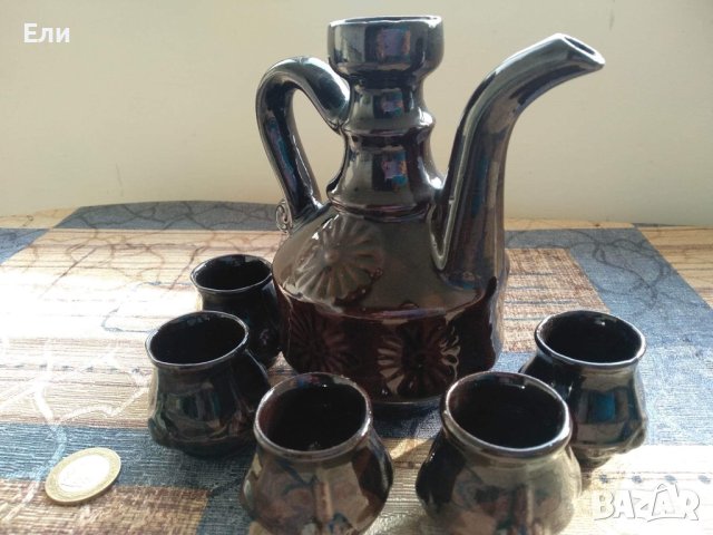 Стар сервиз керамика за вино