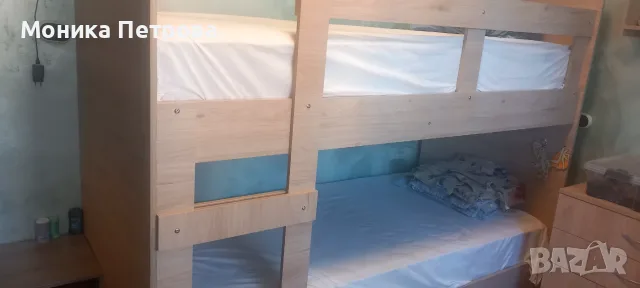 Двуетажно легло