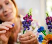 LEGO® Icons 10313 - Букет диви цветя - Wildflower Bouquet, снимка 9