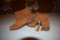 Zara - 33 н - Страхотни детски боти / Зара / Оригинални / Ботуши / Велур, снимка 4