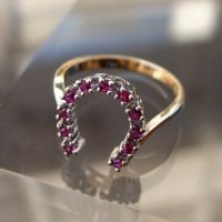 Златен пръстен 18к. 750 подкова рубини, снимка 2 - Пръстени - 29840363