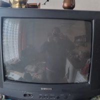 Продавам работещ телевизор Самсунг с кинескоп 53см-55см диагонал , снимка 2 - Телевизори - 40582190