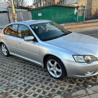 Subaru Legacy 2.0R, снимка 3 - Автомобили и джипове - 44715579