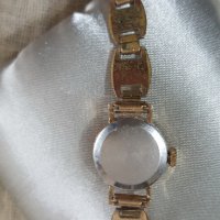 Позлатен дамски руски механичен часовник "Чайка", снимка 3 - Антикварни и старинни предмети - 31180232