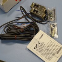 Фотоелектричен прекъсвач OMRON E3S-CT61, снимка 1 - Резервни части за машини - 31802721