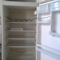 хладилник, снимка 3 - Хладилници - 44791254