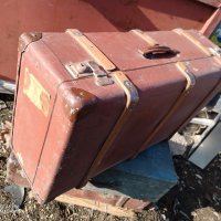 Стар куфар , снимка 10 - Антикварни и старинни предмети - 39940559