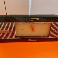 Рядък модел Маяк часовник, снимка 2 - Антикварни и старинни предмети - 38663981
