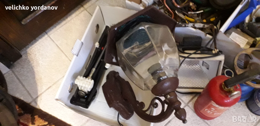 Много чинии,чаши по 1лев,машини по 40лв., снимка 1