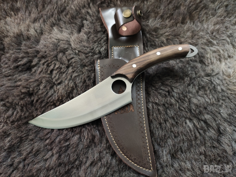 Ловджийски нож  със специална кания / Ръчна изработка, снимка 1