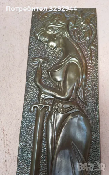 картина-метално пано царица Тамара, снимка 1
