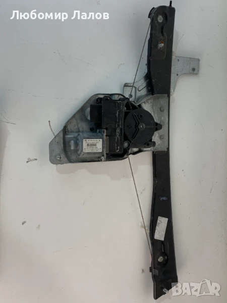 Предно дясно моторче стъклоповдигач механизъм Peugeot 508 (10-18)г. 9688808280, снимка 1