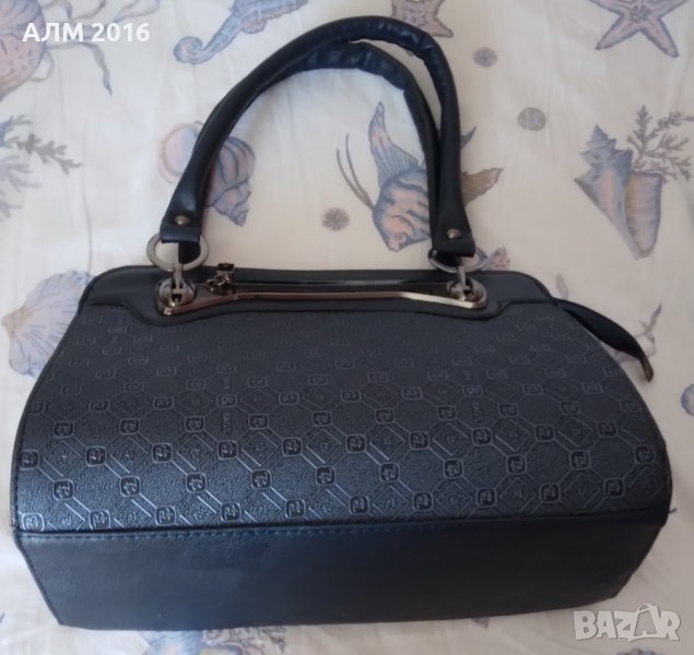 Тъмносиня дамска чанта, снимка 1