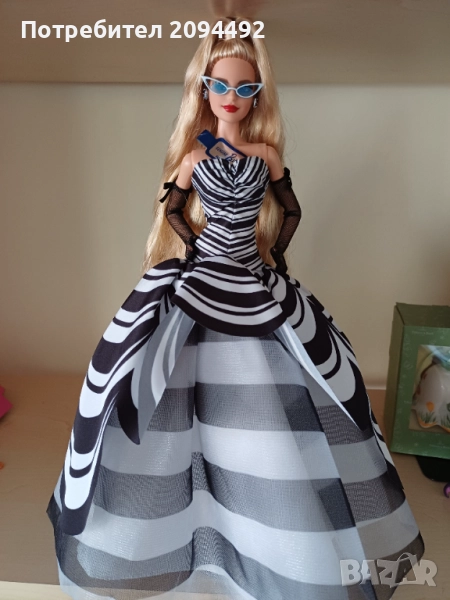 Колекционерска Кукла Barbie - 65-та годишнина, снимка 1