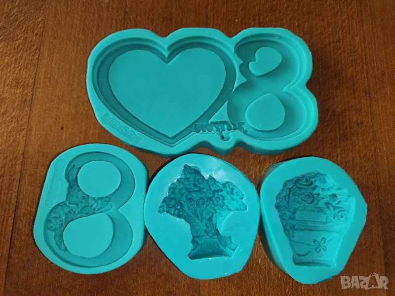 Сет четири молда за 8 март НАМАЛЕН, снимка 1