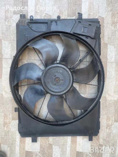 Оригинална Перка охлаждане Mercedes C class -W204, снимка 1